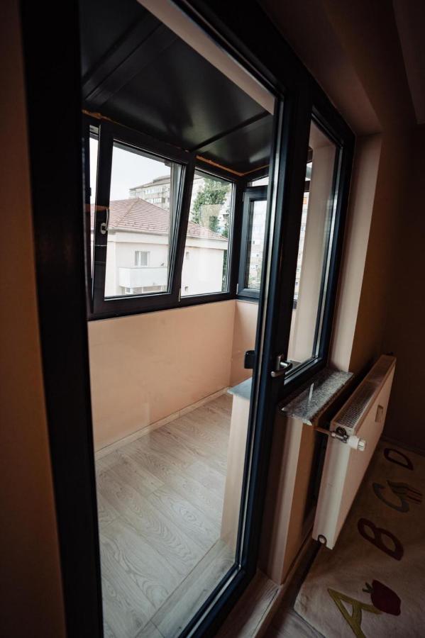 Ddr House Apartment Oradea Bagian luar foto